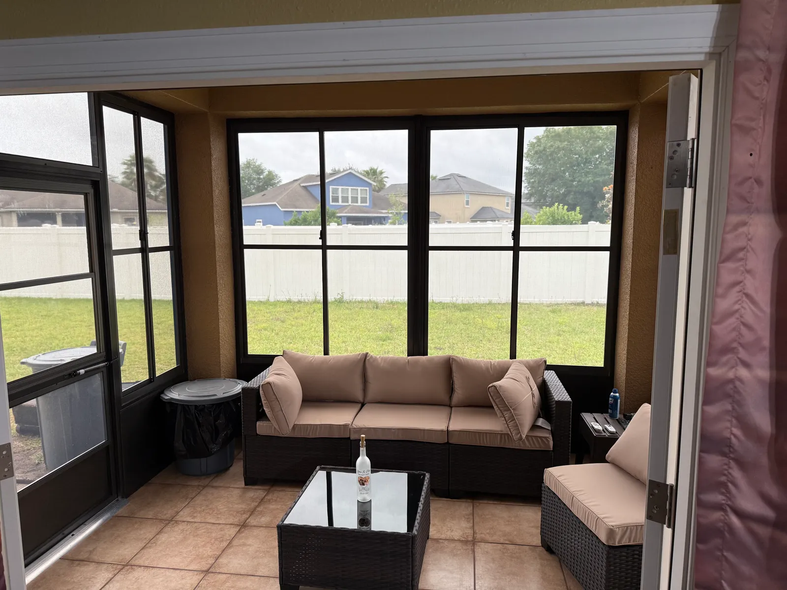 Screened patio and lanai on a Jacksonville, FL home